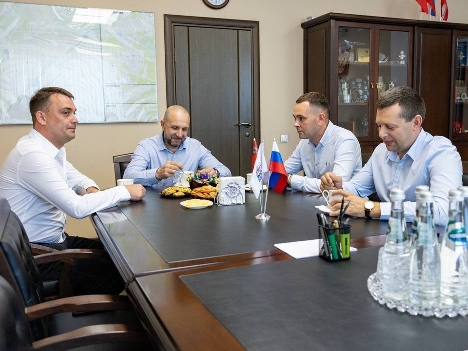 В Орехово-Зуеве капитану ракетного корабля передали оборудование для выполнения боевых задач