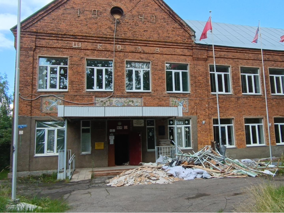 Демонтажные работы начали на первом этаже бывшей коррекционной школы в Лобне