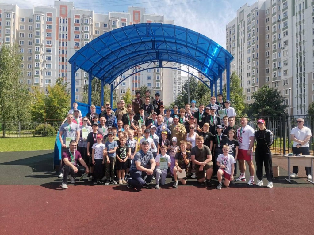 В микрорайоне Кузнечики состоялся спортивный фестиваль ко Дню ветеранов боевых действий