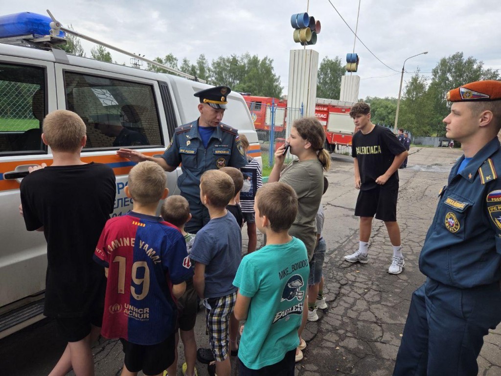 В Пушкино прошел День пожарной безопасности для эвакуированных детей