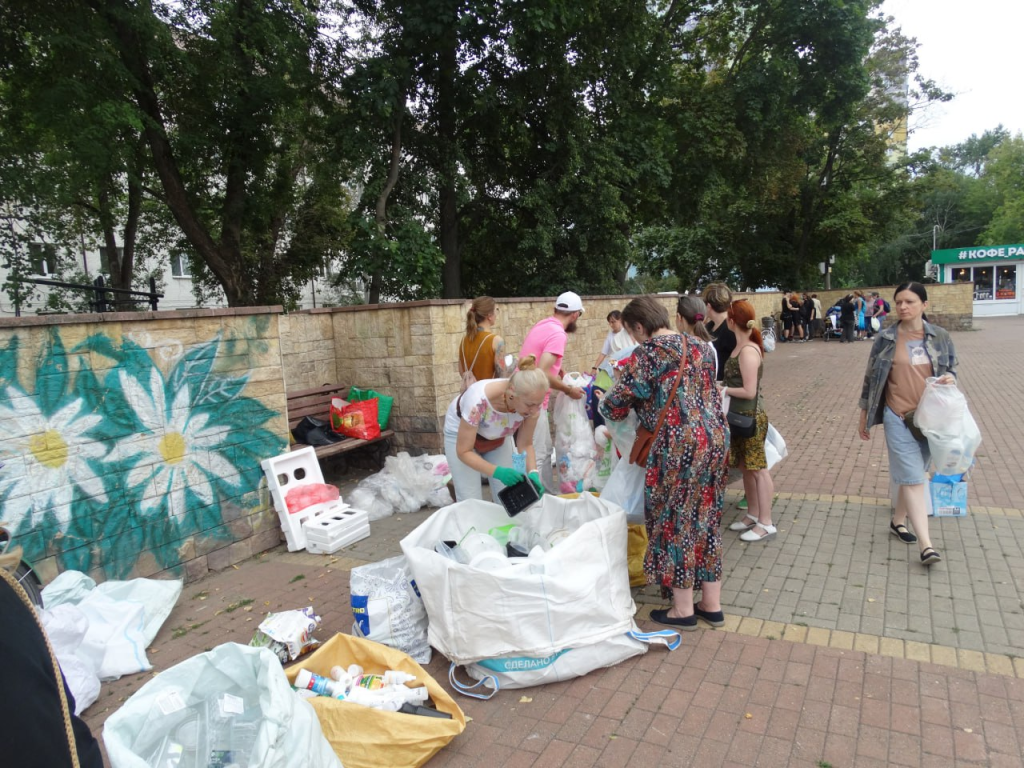 Волонтеры в Раменском округе 10 лет помогают природе