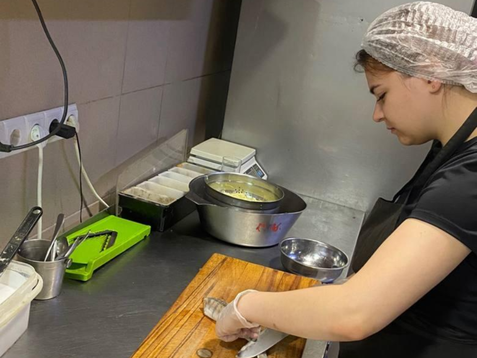 Будущие повара из Можайского техникума начали осваивать спортивную кухню в ЦСКА