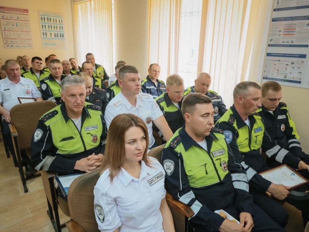 В Сергиевом Посаде наградили сотрудников ГАИ за снижение аварийности