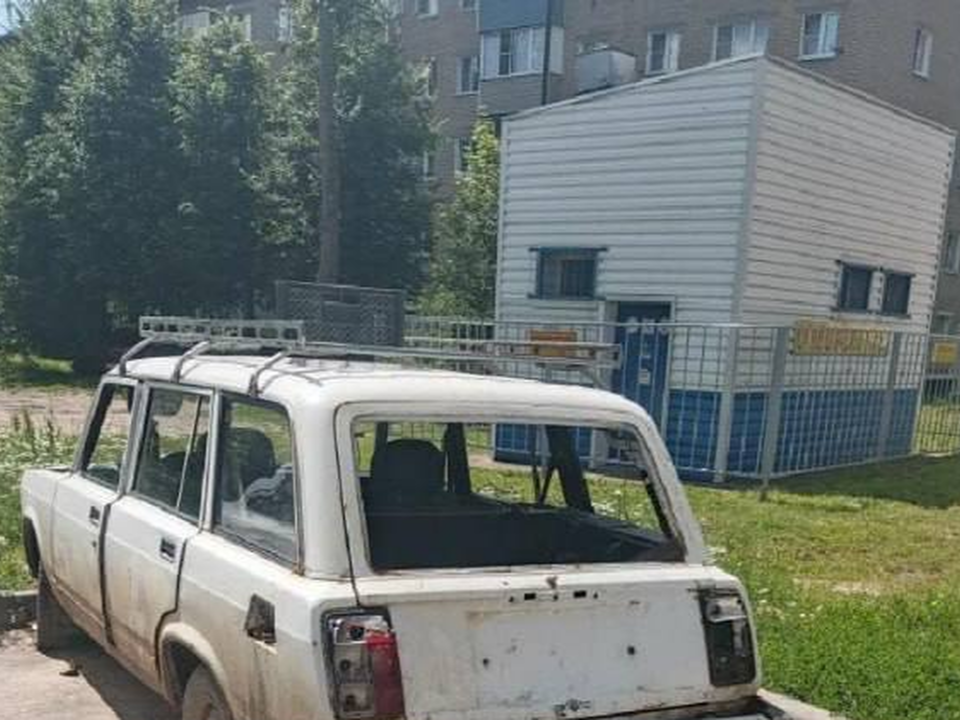 В Кашире начали очищать дворы от «бесхозных» автомобилей
