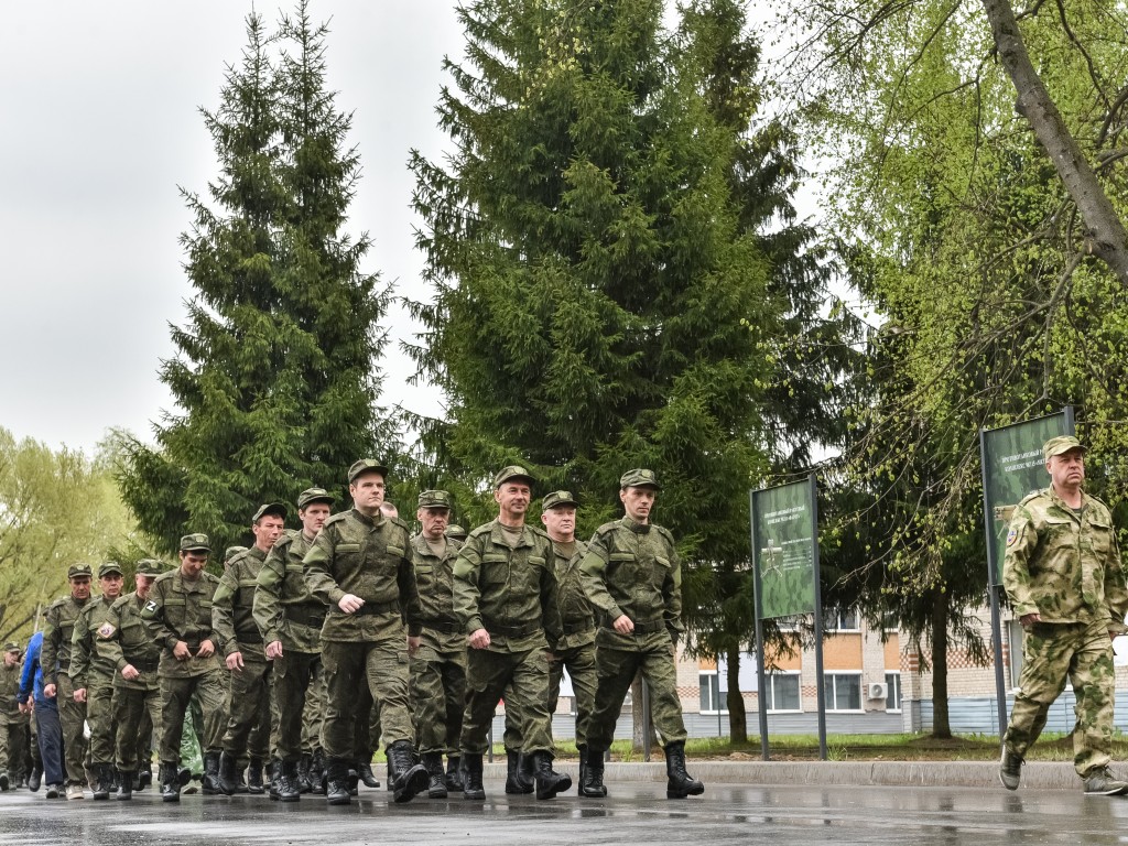 «Пока я там, о семье позаботятся»: боец из Красногорска рассказал о выплатах и льготах, которые получил на контрактной службе