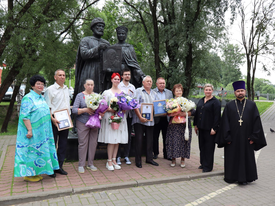 В Сергиевом Посаде поздравили «золотых» юбиляров в День семьи и любви