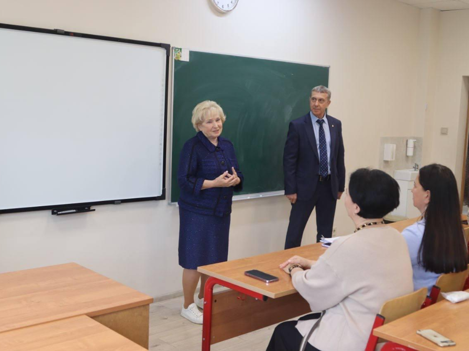 Лидия Антонова посетила Серпуховский Губернский колледж в день вручения дипломов