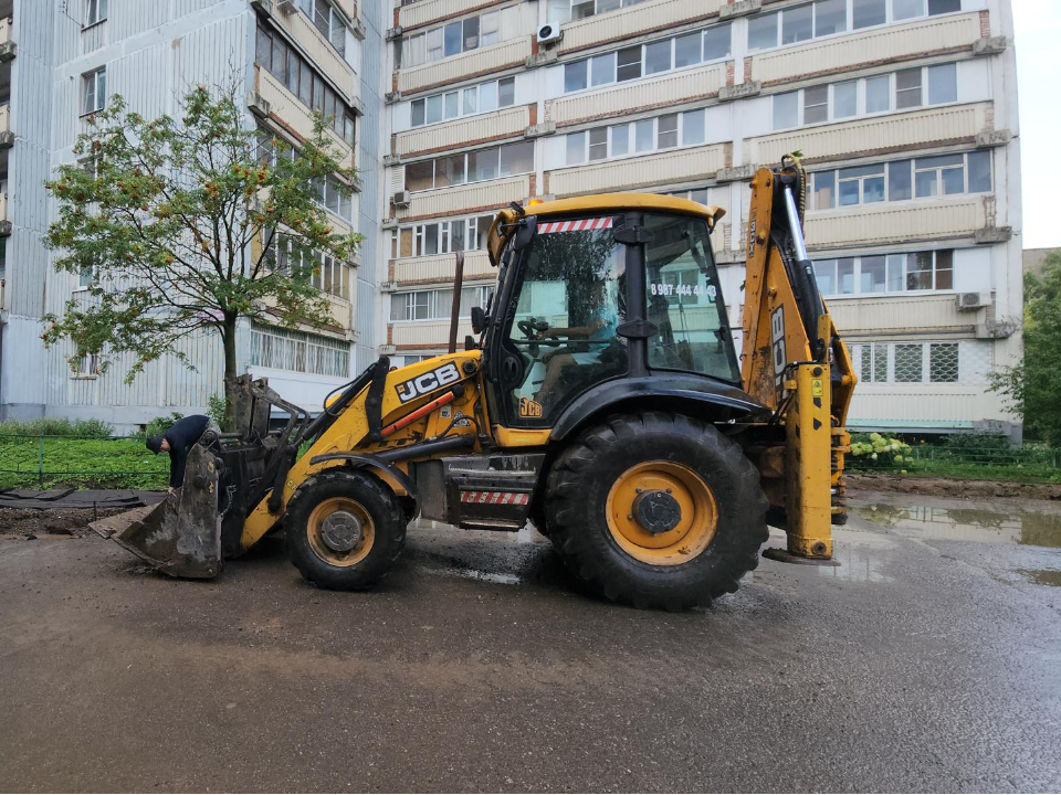 Новые бордюры и дорожное покрытие сделают в 11 дворах Лобни
