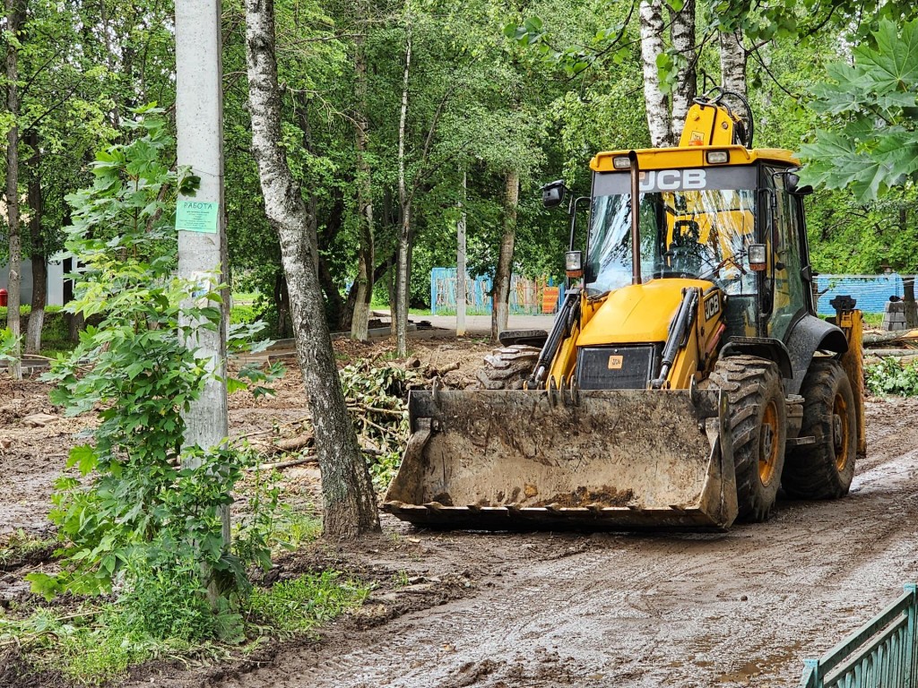 Двор на улице Мира в Чехове станет заметно комфортнее менее чем через месяц