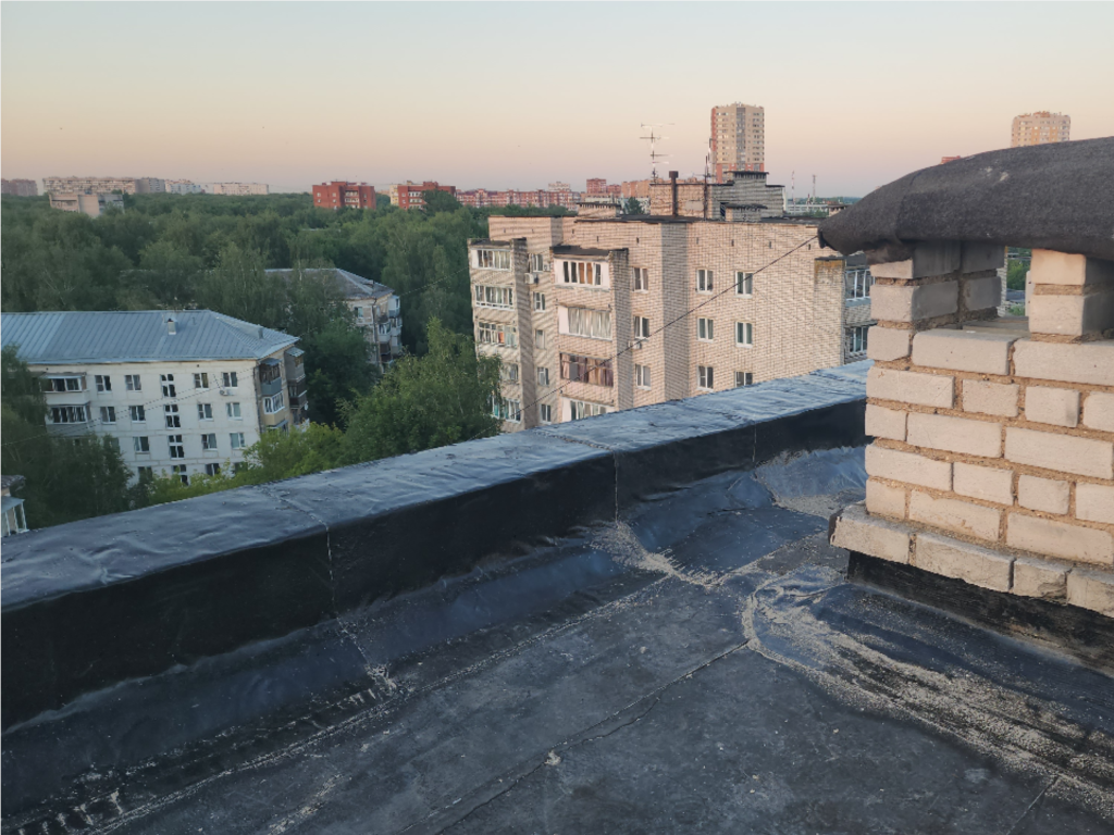 В 2025 году в Лобне отремонтируют 39 крыш многоквартирных домов