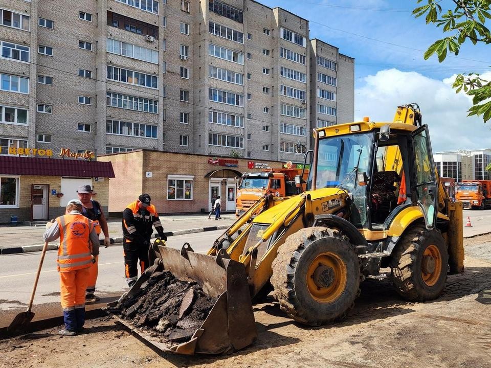 Жители Луховиц добились обновления проблемной парковки