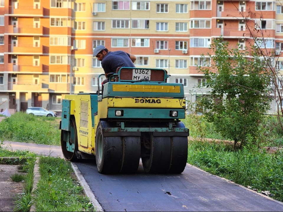 Тротуары в Лосино-Петровском начали переделывать из-за выявленных недостатков
