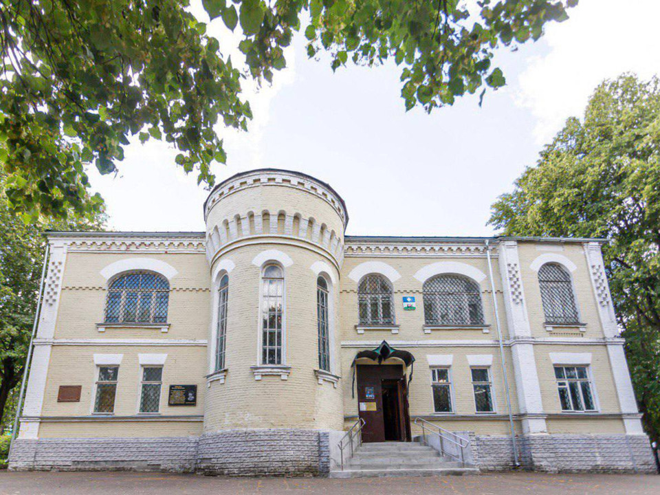 Каширские художники признались в любви к городу с помощью кистей и красок