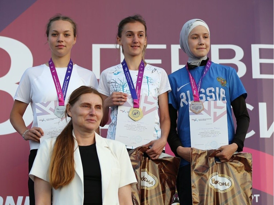 Два клинских атлета привезли медали с первенства России