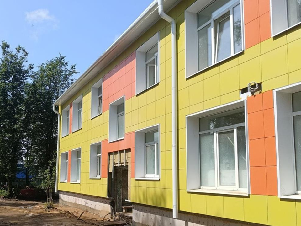 В деревне Радумля в детсаду приступили к внутренней отделке и установке инженерных систем