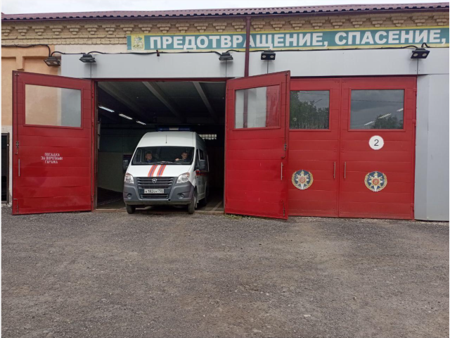 Спасатели помогли медикам госпитализировать жителя Егорьевска