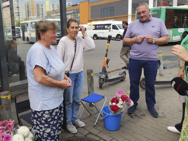 Где в Зарайске продать фрукты и овощи с огорода