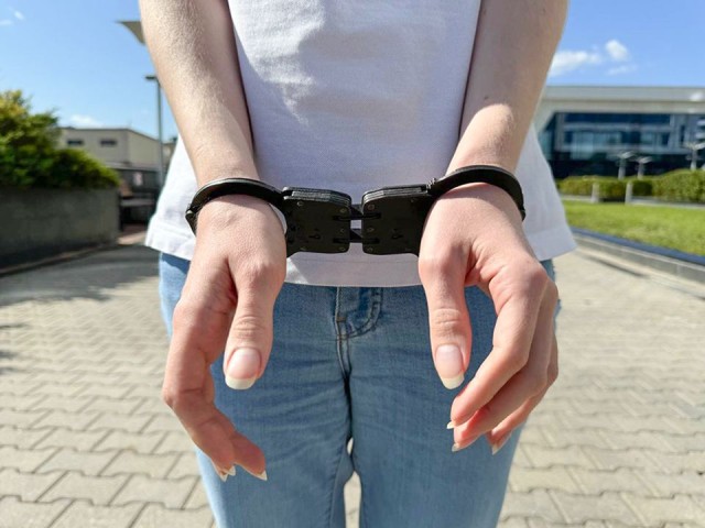 Полиция задержала женщину, пытавшуюся украсть из магазина в Дмитрове продукты