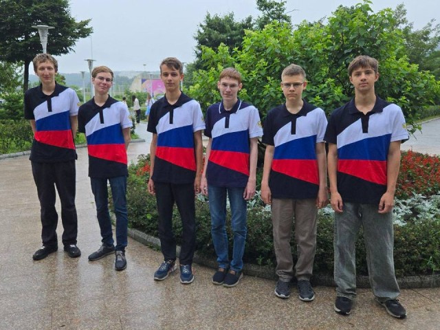 Губернатор Подмосковья поздравил школьника из Химок с победой на Международной олимпиаде