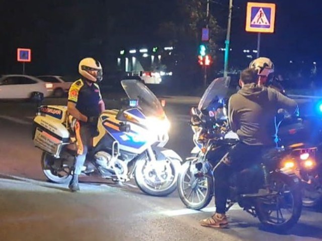 Полицейские оштрафовали 10 питбайкеров, нарушивших ПДД в Серпухове