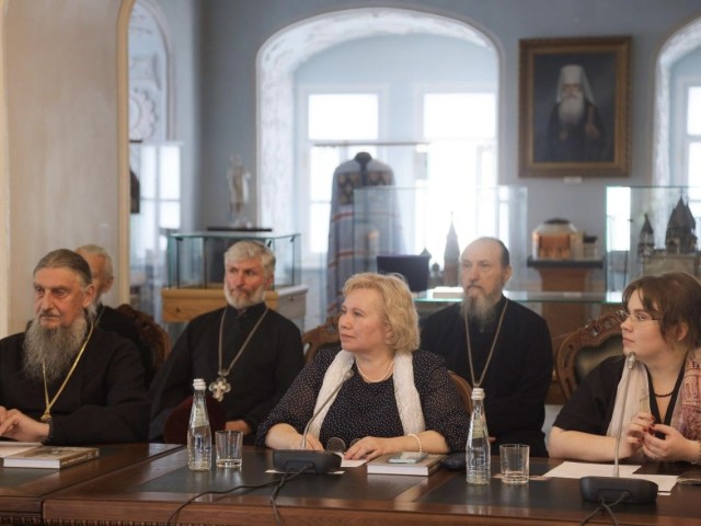 В Сергиевом Посаде представили книгу памяти архимандрита Владимира