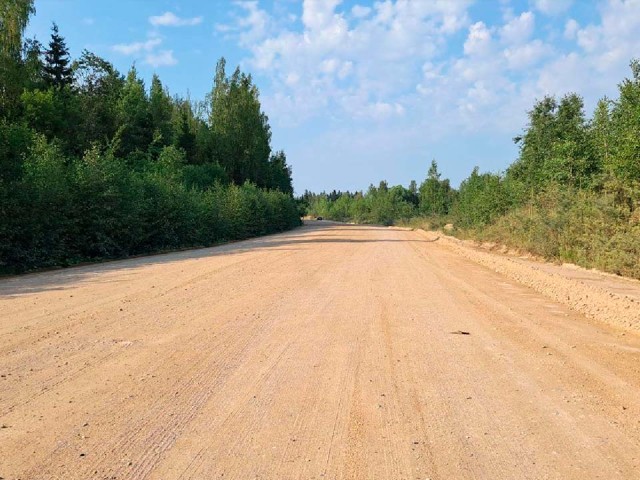 В Волоколамском округе убрали кирпичи с дороги у бывшей насосной станции