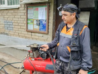 В Лосино-Петровском в многоквартирных домах проводят опрессовку систем отопления