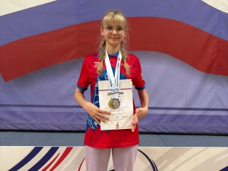 Егорьевская спортсменка доказала, что лучше других умеет играть в бадминтон