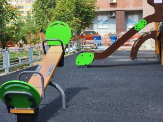 Новые детские площадки установят в Белой Колпи и Степанькове