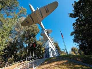 В Истре дети устроили «захват» легендарного Ил-2 в городском парке