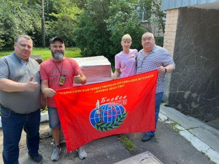 Ветераны Балашихи доставили гумпомощь военному госпиталю
