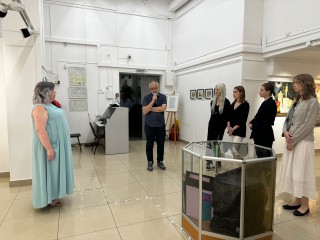 Классическое искусство встретилось с современностью на новой выставке в Реутове