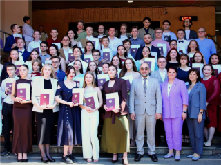 156 красных дипломов: как прошел выпускной в Университете «Дубна»
