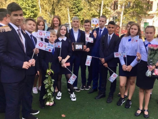 Школьники из Дзержинского станут участниками благотворительной акции «Дети вместо цветов»