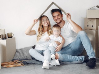 Ипотека для молодых семей в Подмосковье: как купить жилье со скидкой в 35%