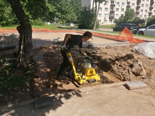 В Восходе обустраивают спортивную площадку для уличных тренировок