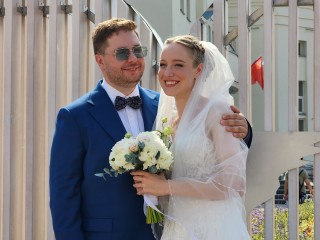 Известный художник Алексей Шилов сыграл свадьбу с избранницей в Лобне