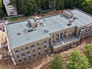 Детский сад на 320 мест реконструируют в Химках: игровые зоны и новые спортплощадки