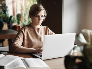 Абитуриентов и их родителей предупредили о поддельных сайтах вузов