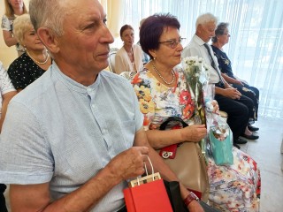 Шаховчан, отмечающих юбилей супружества, ждут на празднование Дня семьи, любви и верности