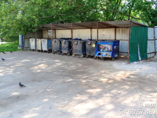 Территорию контейнерной площадки на Садовой привели в порядок в Кашире