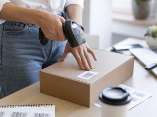 Новые законы упорядочат работу маркетплейсов и сервисов рассрочки
