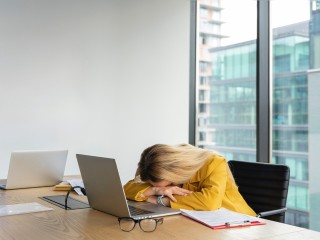 Врач объяснила, как сохранить работоспособность в жару