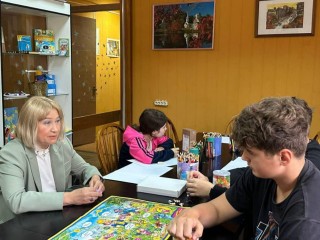 Омбудсмен Подмосковья проверила условия в ПВР «Родник»