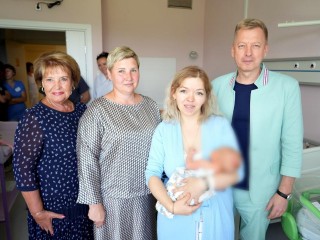 Участник спецоперации ВС РФ из Сергиева Посада стал отцом в третий раз