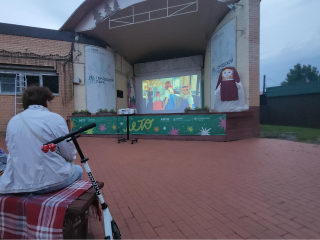В Павловском Посаде открыли сезон кинофильмов под открытым небом