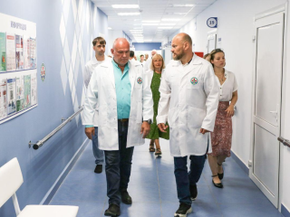 В Запрудне обновляют приемное отделение и развивают медицинские услуги для пожилых