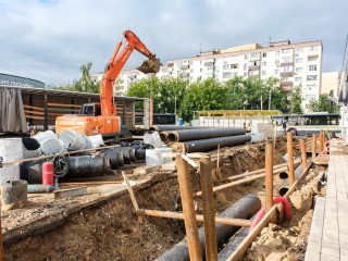 Парковку общественного транспорта перенесли на Песчаную улицу из-за земляных работ