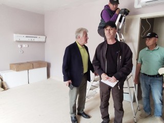 Власти Химок проинспектировали ход капремонта роддома