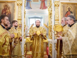 Тихвинский храм в Старом приглашает на престольный праздник с участием архиепископа Аксия